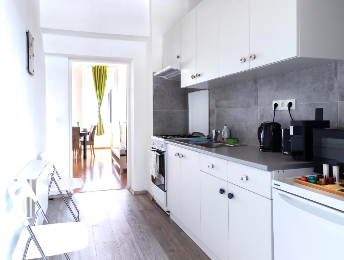 New & Central Marzstrasse City Apartment With Own Exit To The Inner Garden Βιέννη Εξωτερικό φωτογραφία