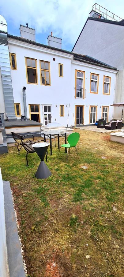 New & Central Marzstrasse City Apartment With Own Exit To The Inner Garden Βιέννη Εξωτερικό φωτογραφία
